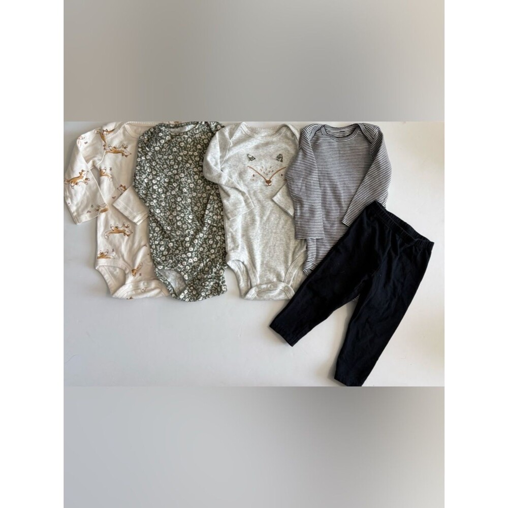 Carters Bodysuit Onesie Bundle Neutral Grey Fox Print and Black Pants 12 Months